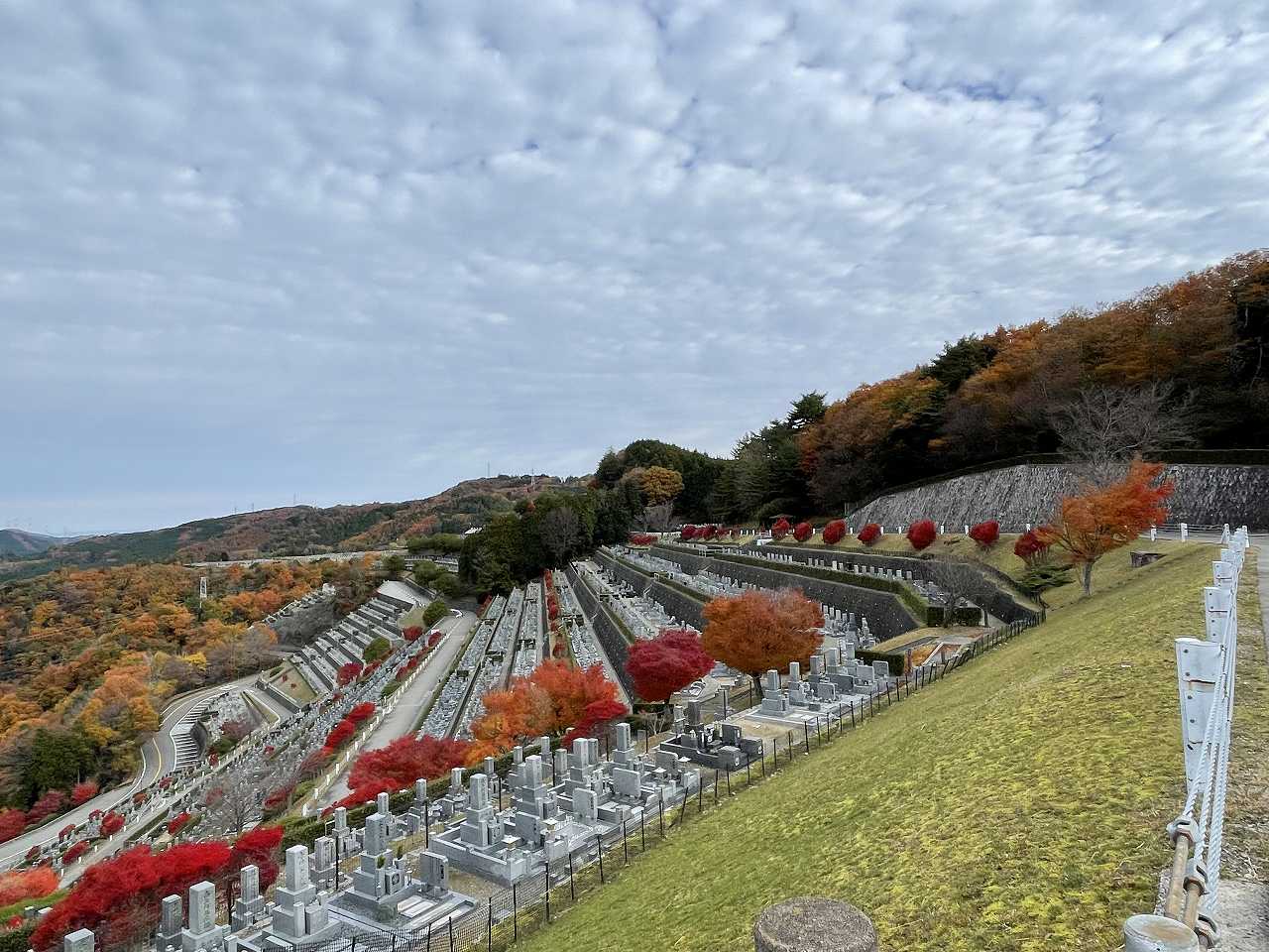 7区3番墓所上段駐車場からの風景①