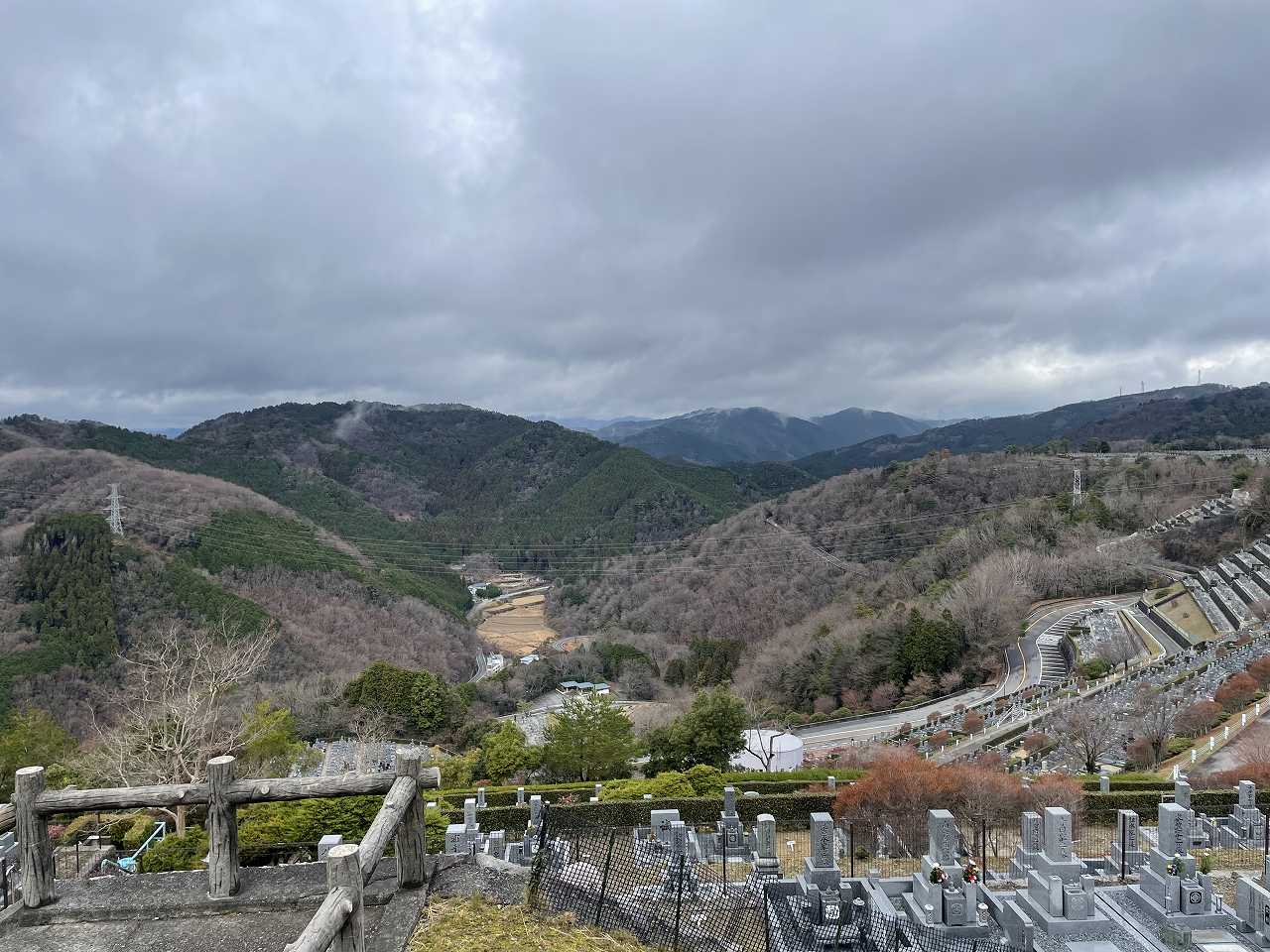 7区3番墓所上段駐車場からの風景②