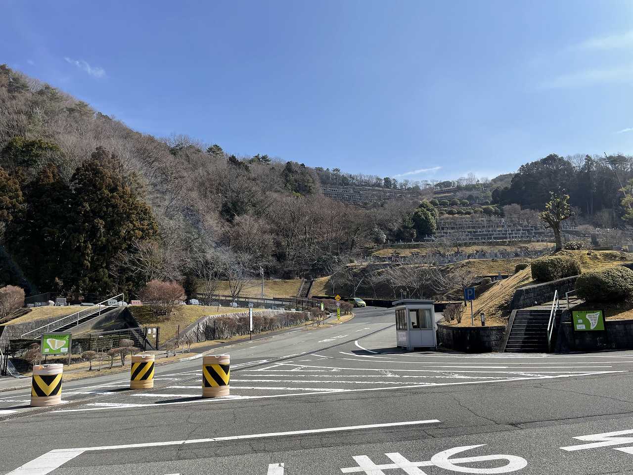 バス通り’・5区バス停からの風景