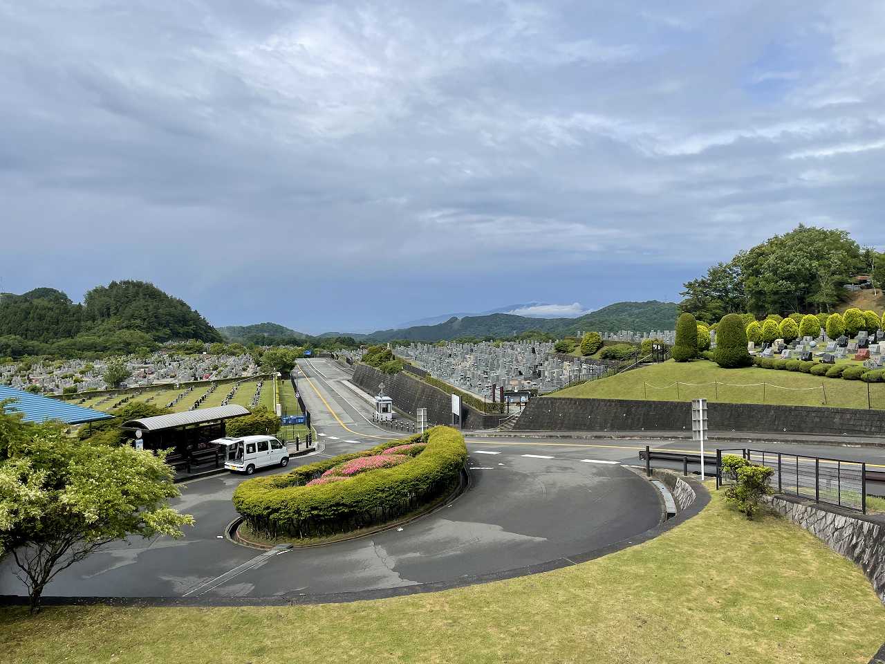 霊園北入り口から風景　