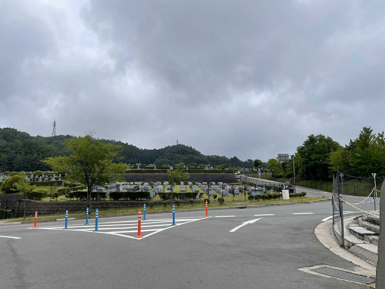 モニュメント横④・11区芝生墓風景