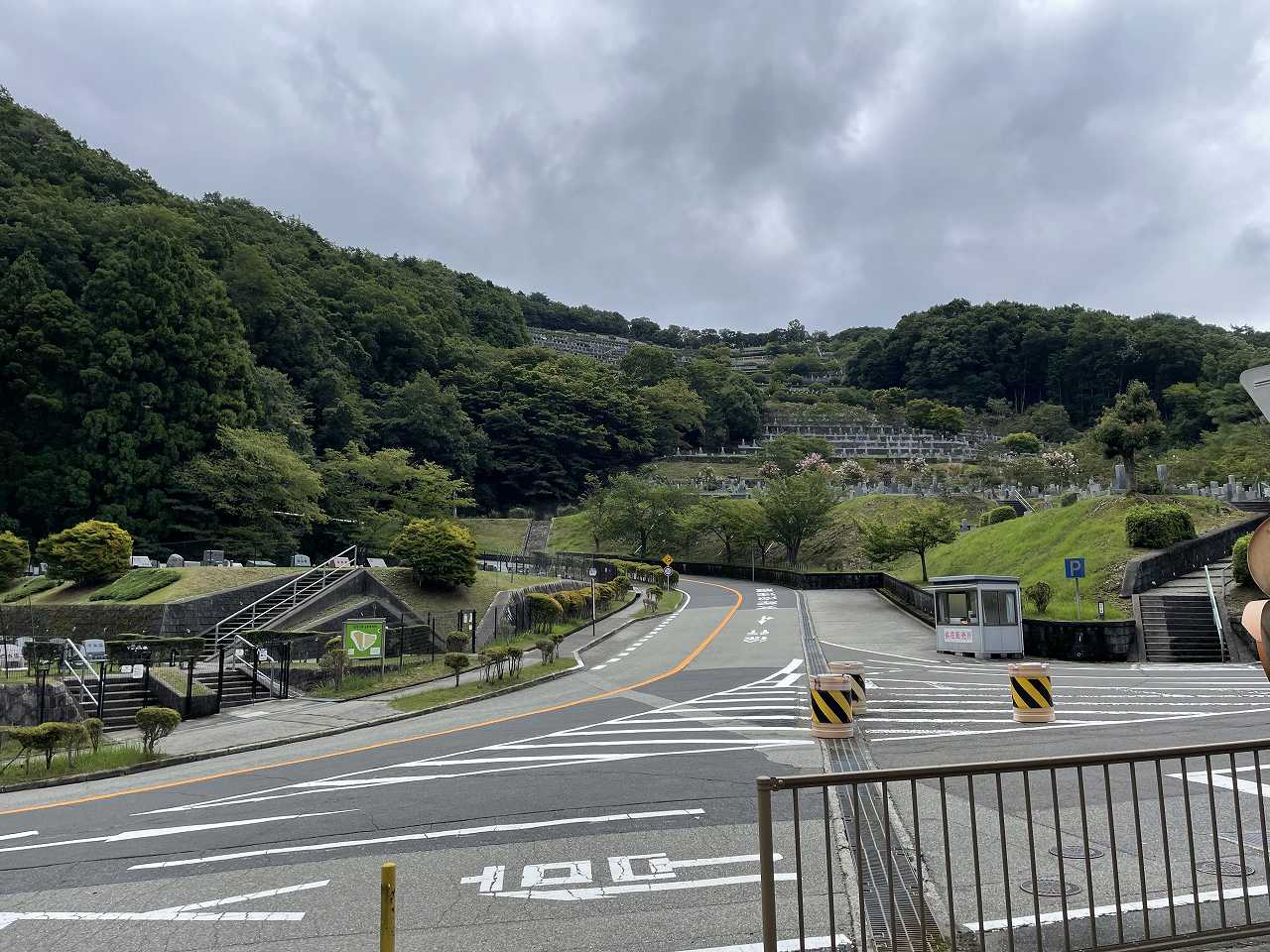 バス通り５区バス停からの風景