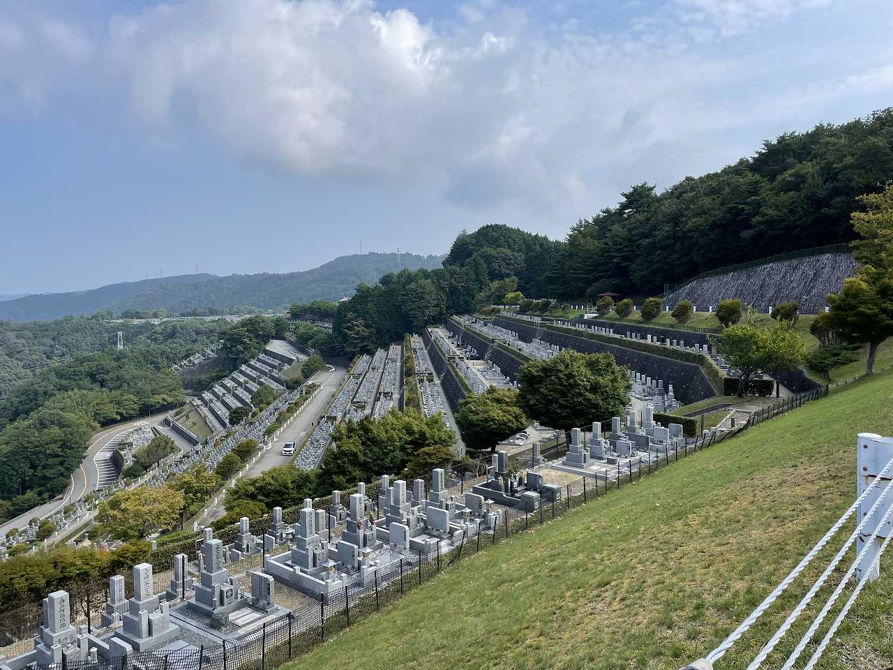 7区3番墓所上段駐車場からの風景①