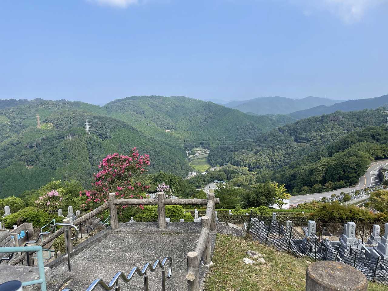 7区3番墓所上段駐車場からの風景②