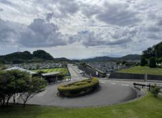 霊園北入り口から風景