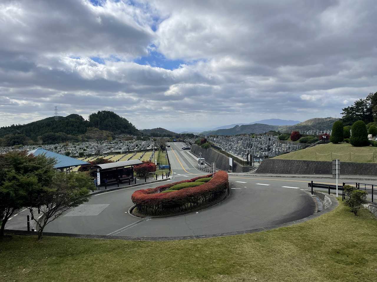 霊園北入り口から風景　